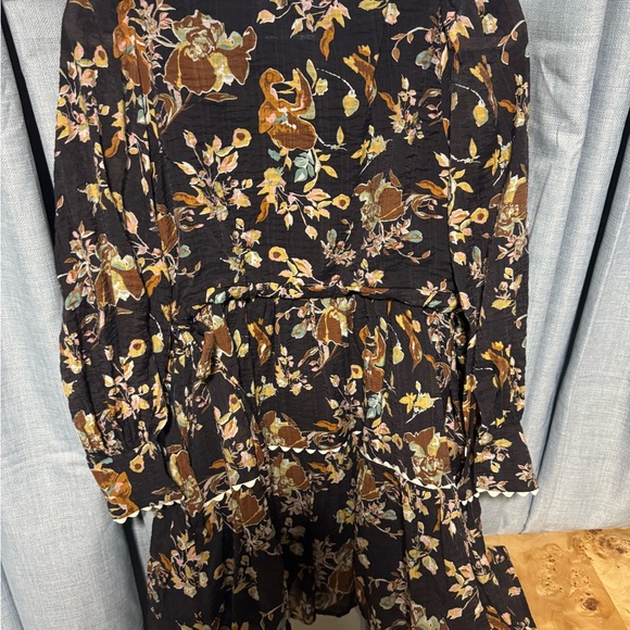 Entro Black Floral Dress - Picture 4 of 4